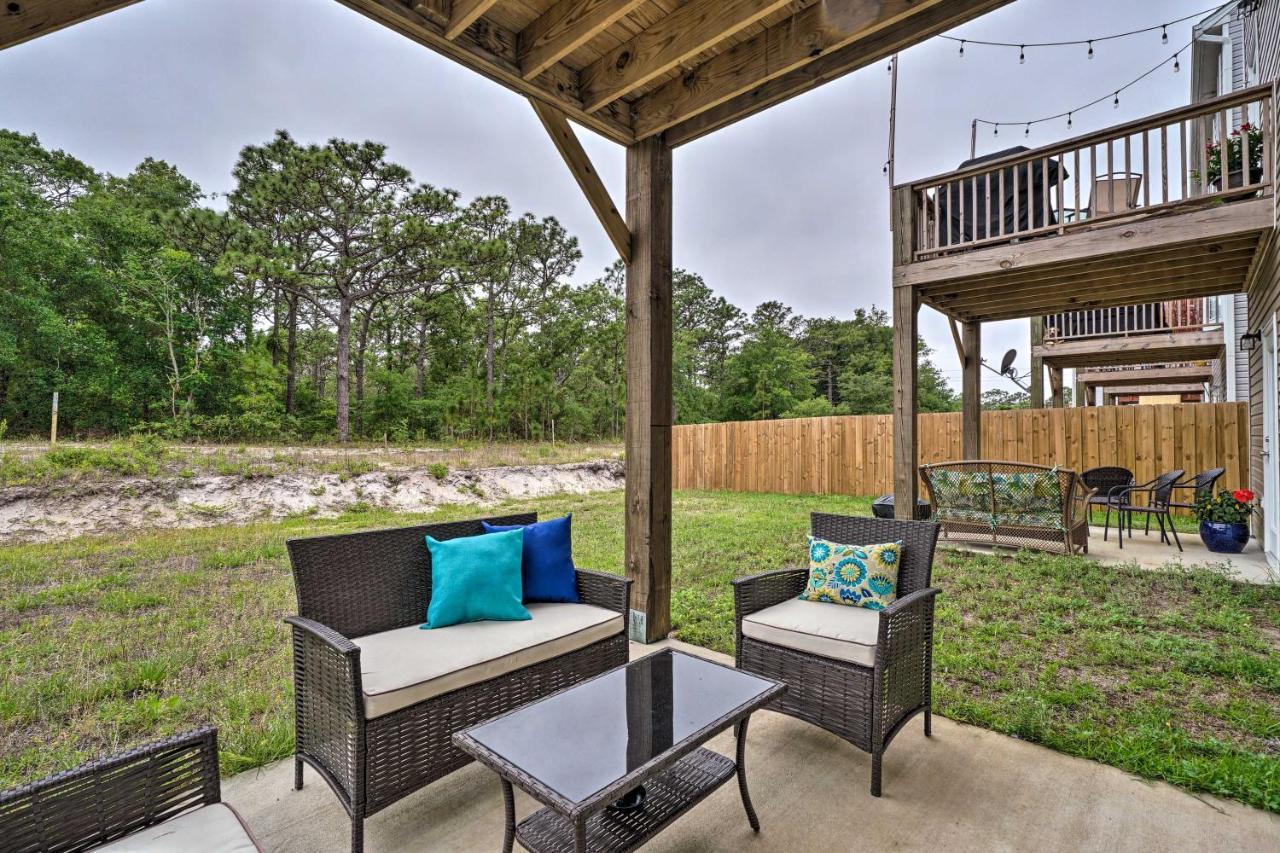 Modern Coastal Condo With Patio 1 Mi To Beaches! Carolina Beach Extérieur photo